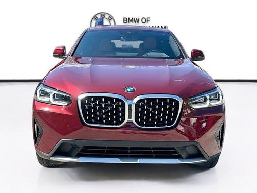 2025 BMW X4 xDrive30i