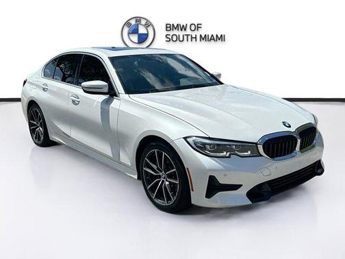 2022 BMW 330 i