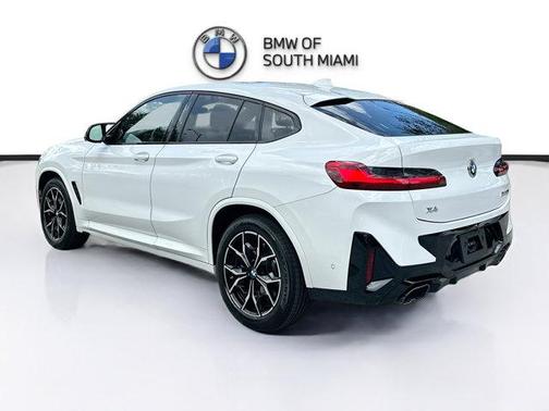 2024 BMW X4 M40i