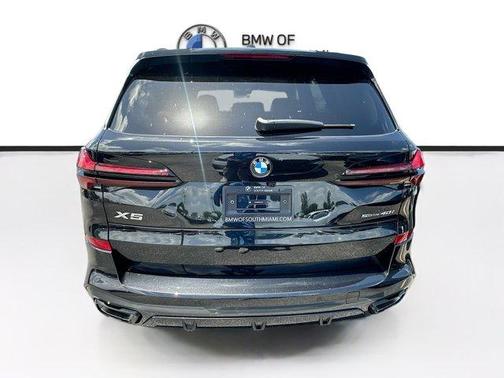 Black Sapphire Metallic 2026 BMW X5 sDrive40i