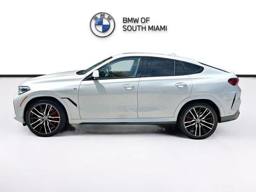 Mineral White Metallic 2022 BMW X6 xDrive40i