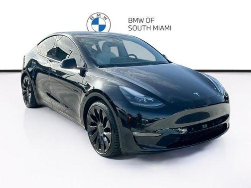 Black 2022 Tesla Model Y Performance