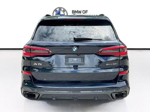Carbon Black Metallic 2023 BMW X5 sDrive40i