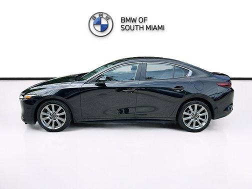 Jet Black Mica 2022 Mazda Mazda3 FWD w/Preferred Package