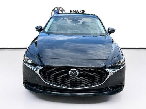 Jet Black Mica 2022 Mazda Mazda3 FWD w/Preferred Package