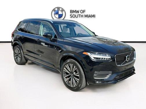2020 Volvo XC90 T5 Momentum 7 Passenger