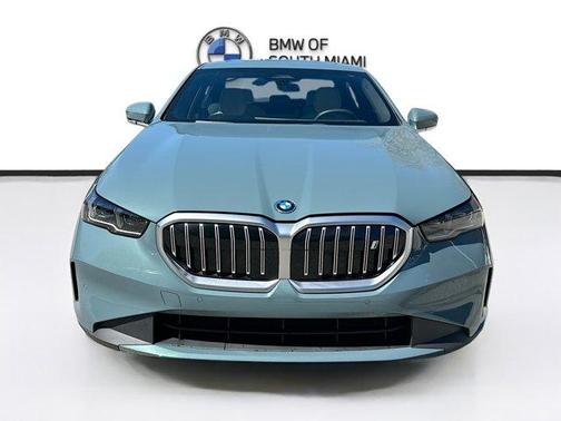 2024 BMW i5 eDrive40