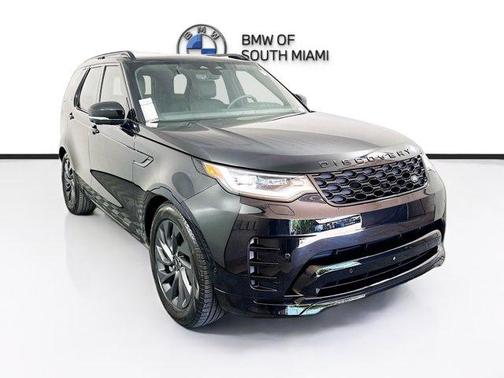 2024 Land Rover Discovery P300 Dynamic SE