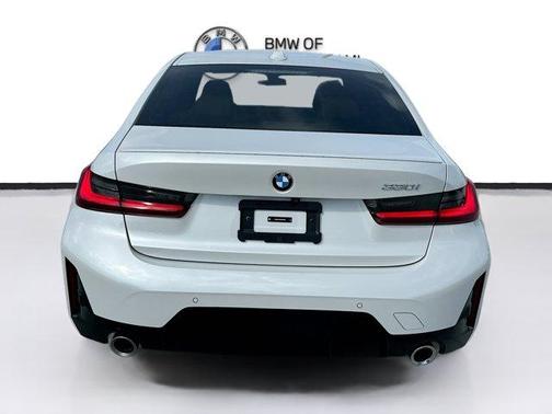 Mineral White Metallic 2025 BMW 330 i