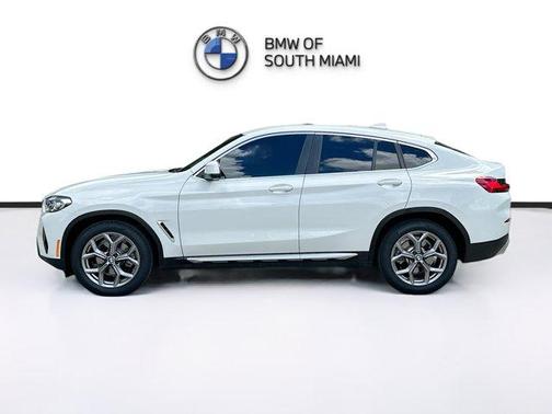 2024 BMW X4 xDrive30i