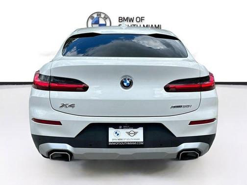 2024 BMW X4 xDrive30i