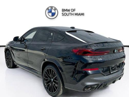 2026 BMW X6 M60i