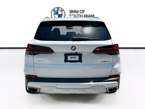 Alpine White 2024 BMW X5 sDrive40i