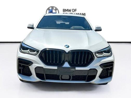 Mineral White Metallic 2023 BMW X6 xDrive40i