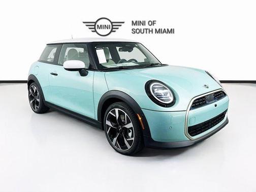 2025 MINI Hardtop Cooper