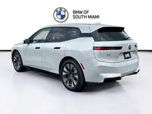 2026 BMW iX xDrive45