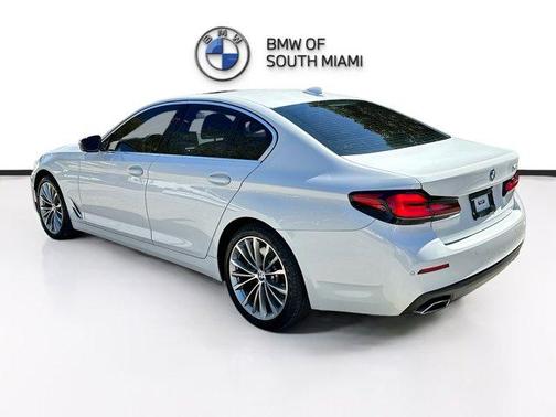 2023 BMW 540 i