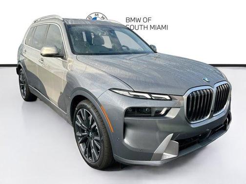 Gray Metallic 2027 BMW X7 xDrive40i