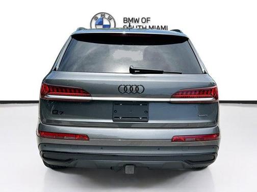 2021 Audi Q7 55 Premium Plus