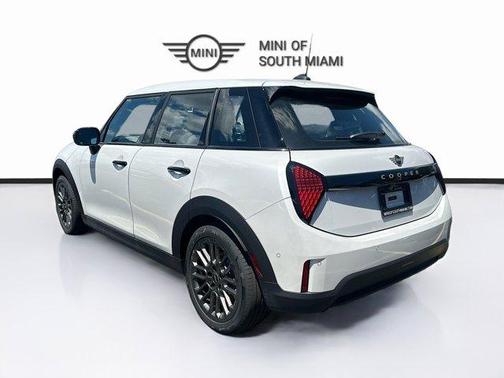 2025 MINI Hardtop C Signature Trim
