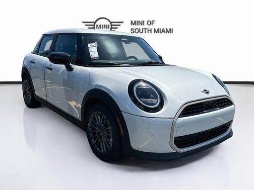 2025 MINI Hardtop C Signature Trim