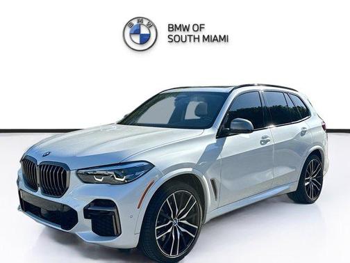 2022 BMW X5 M50i