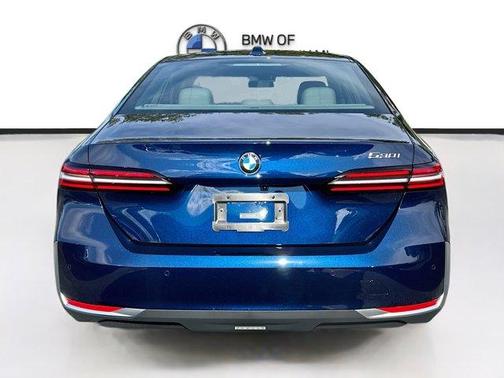 2026 BMW 530 i