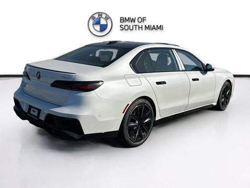 2026 BMW 760 760i xDrive