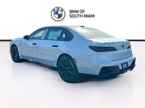 2026 BMW 760 760i xDrive