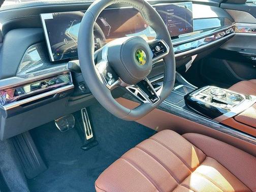 2026 BMW 760 760i xDrive