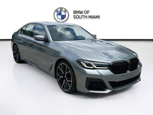 Skyscraper Gray Metallic 2023 BMW 530 i