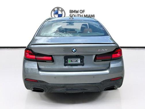 Skyscraper Gray Metallic 2023 BMW 530 i