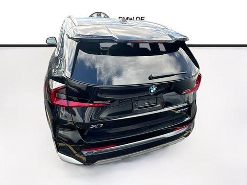 Black Sapphire Metallic 2026 BMW X1 xDrive28i