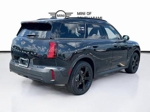 2025 MINI Countryman S