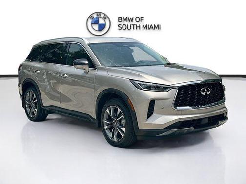 2022 INFINITI QX60 Luxe