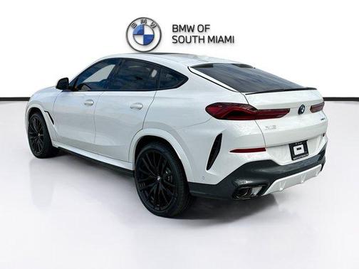 2026 BMW X6 xDrive40i