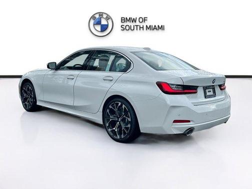2025 BMW 330 i