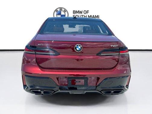 2025 BMW 760 760i xDrive