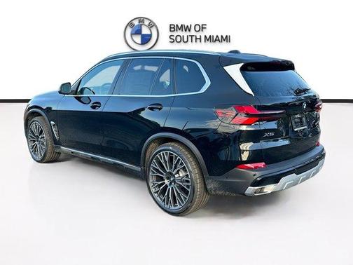 Black Sapphire Metallic 2026 BMW X5 sDrive40i