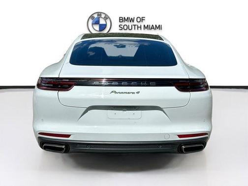 2020 Porsche Panamera 4
