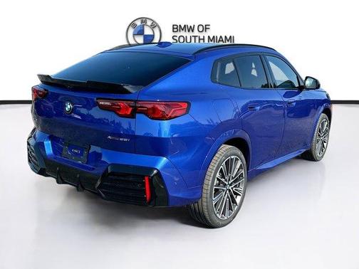 Portimao Blue Metallic 2026 BMW X2 xDrive28i