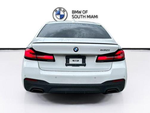 2023 BMW 530 i