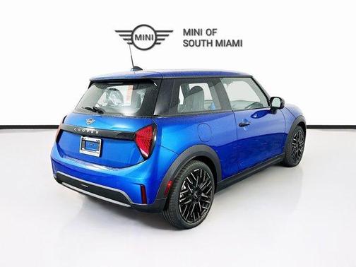 2025 MINI Hardtop Cooper