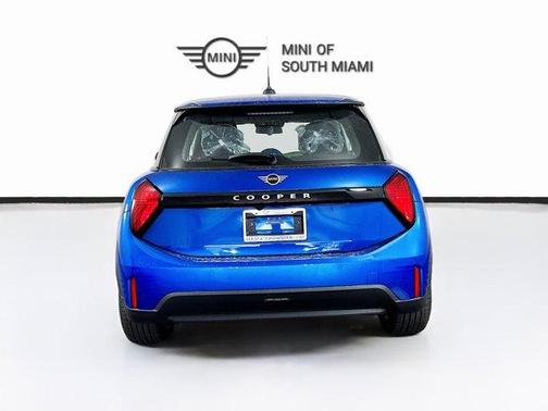 2025 MINI Hardtop Cooper