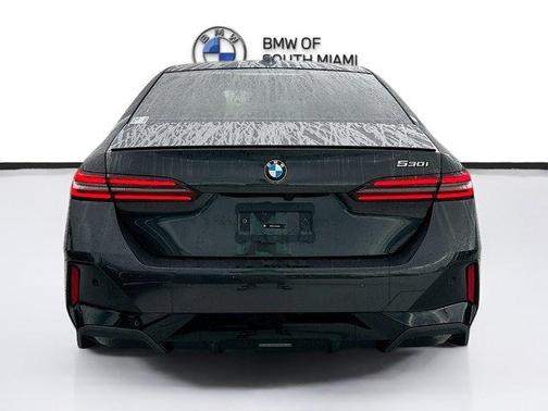 2026 BMW 530 i
