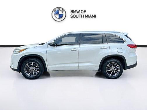 Blizzard Pearl 2018 Toyota Highlander SE