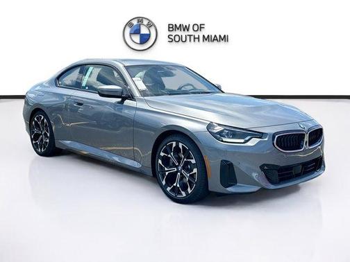 2025 BMW 230 i