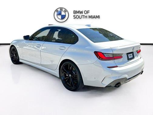2022 BMW 330 i