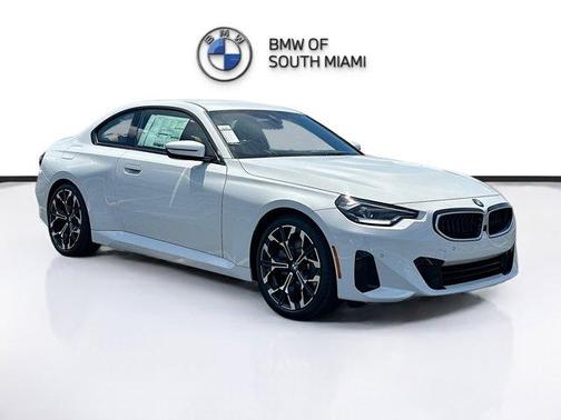 2025 BMW 230 i