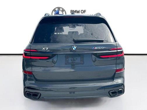 2025 BMW X7 M60i